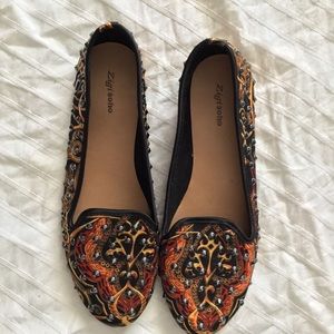 Zigi Soho “Smokey” Studded Flats Size 8